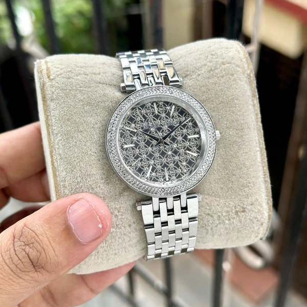 Michael Kore Darci Diamond  - Silver, 550, Free