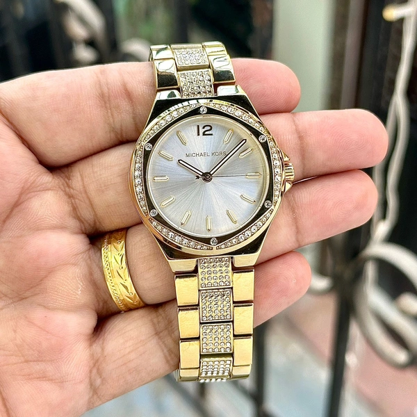 Michael Kore 7361-62 - Gold