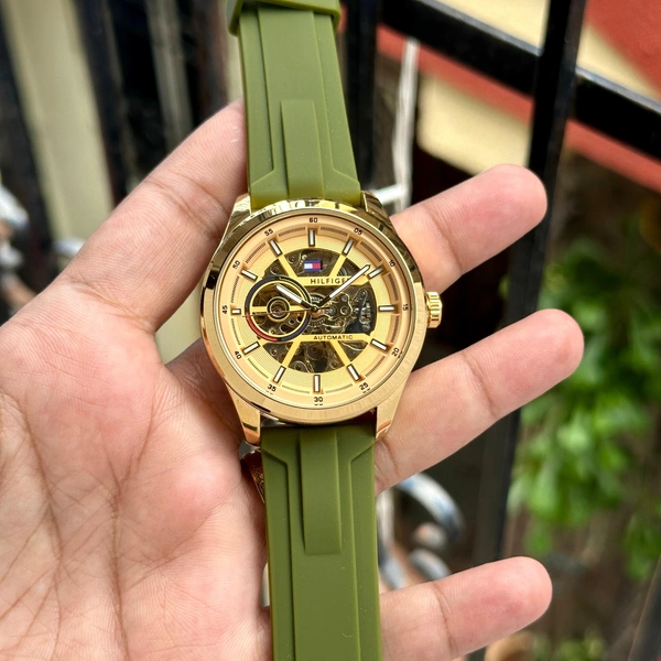 Tommy Hilfiger  - Japanese Laurel