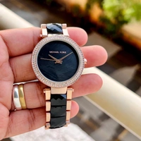Michael Kore 6412 - couper + Black