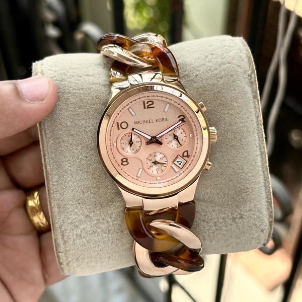 Michael Kore 4269 - Bourbon