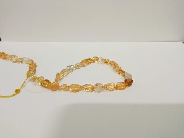 Meera Jewels Uncut Bracelet - Adjustable, Gold Tips, Citrine