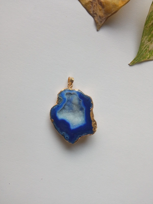 Meera Jewels Geode Pandents (Agate)  - Science Blue, Agate
