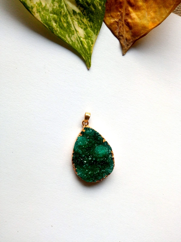 Meera Jewels Natural Stone Pandents - Druzy Agate