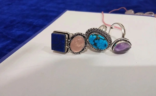 Meera Jewels 4 Rings Combo (Lapis Lazuli,Rose Quartz,blue Azurite,Amethyst)  - Adjustable, Lapis Amethyst Rose Blue