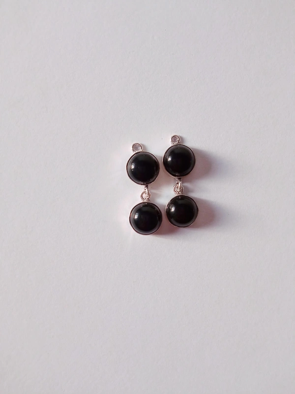 Meera Jewels Rose Quartz Earring - Black