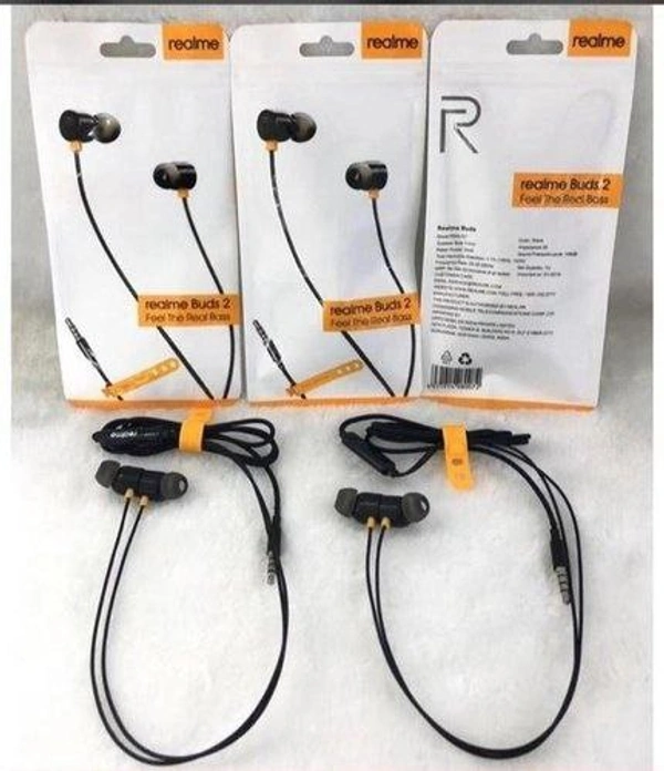 Realme Buds 2 with mic handsfree, magnetic buds  - 100