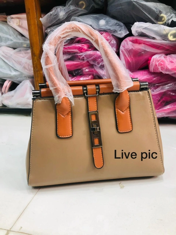 IMPORTED HAND BAGS - Chikoo
