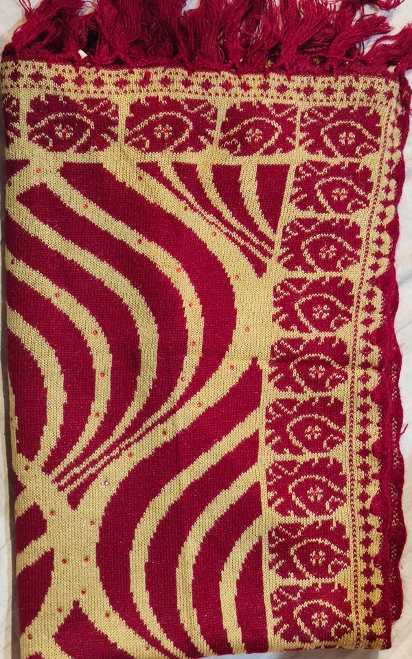 Nayra  - Maroon, 76cm×25cm, 76cm×25cm