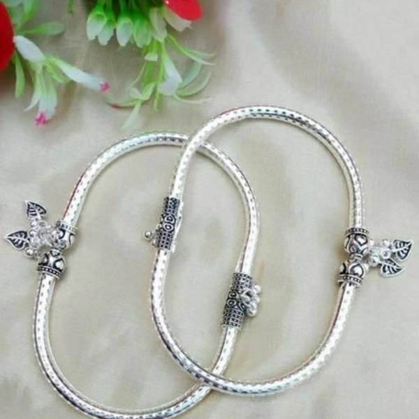 Twinkling Graceful Women Anklets - india, 5.0
