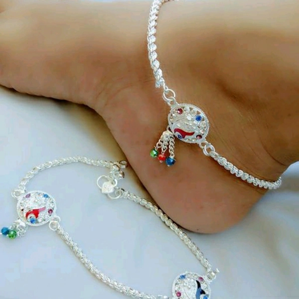 Charming Oxidized chain anklets - india, 5.0