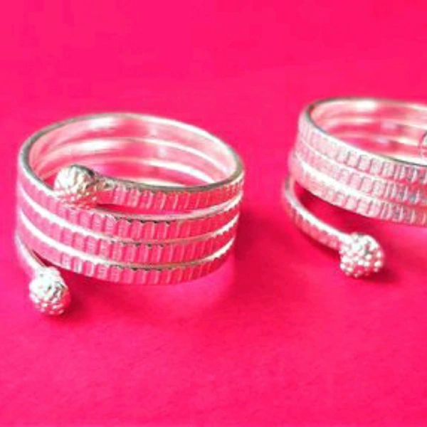 Designer Toe rings - 5.0