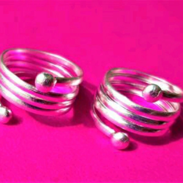 Designer Toe rings - 5.0