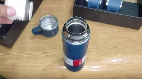 STAINLESS STEEL VACUUM FLASK SET WITH 3 STEEL CUPS COMBO FOR COFFEE HOT DRINK AND COLD WATER FLASK IDEAL GIFTING TRAVEL FRIENDLY LATEST FLASK BOTTLE. (500ML) - 500ml Flask, Black