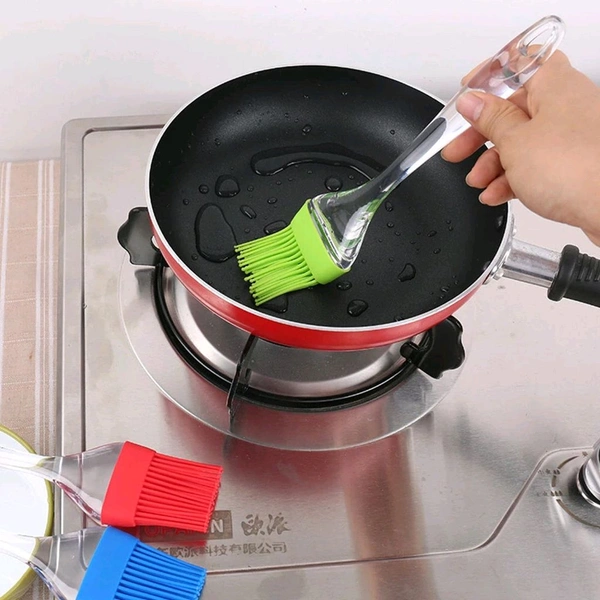 Spatula And Pastry Brush For Cake Mixer  1 Set (.2 Piece) 