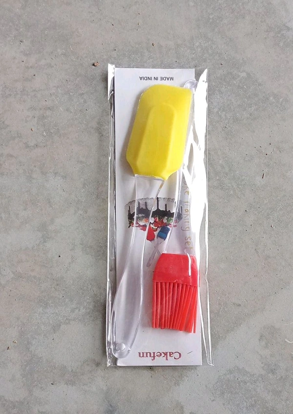 Spatula And Pastry Brush For Cake Mixer  1 Set (.2 Piece) 