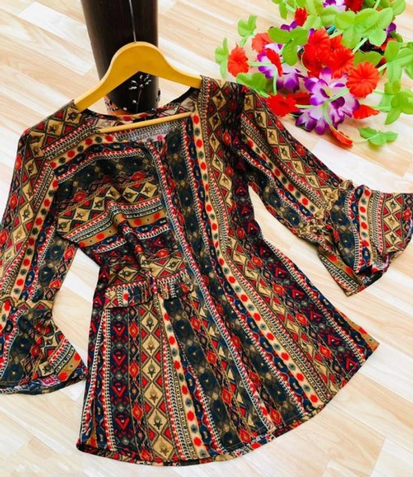 Pretty Women Top  - M