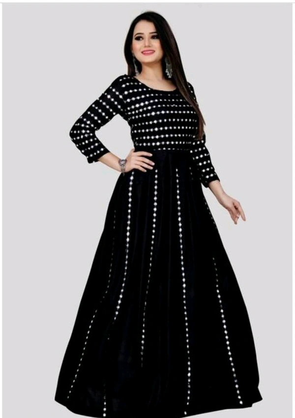  Gown - Black, L