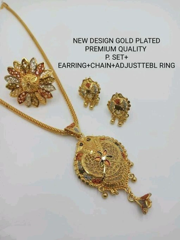 Charming Pendet With Earing  - Free Size