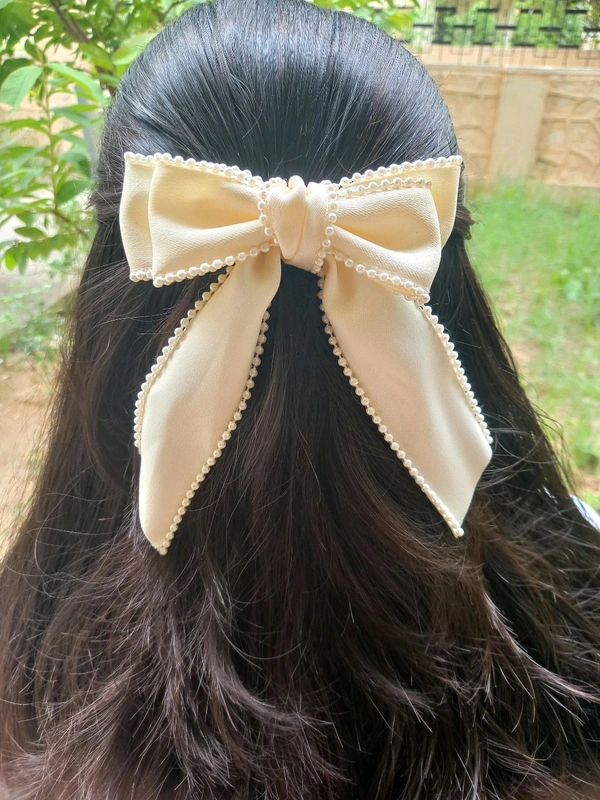 SATIN PEARL RIBBON BOWS  - CREÀM