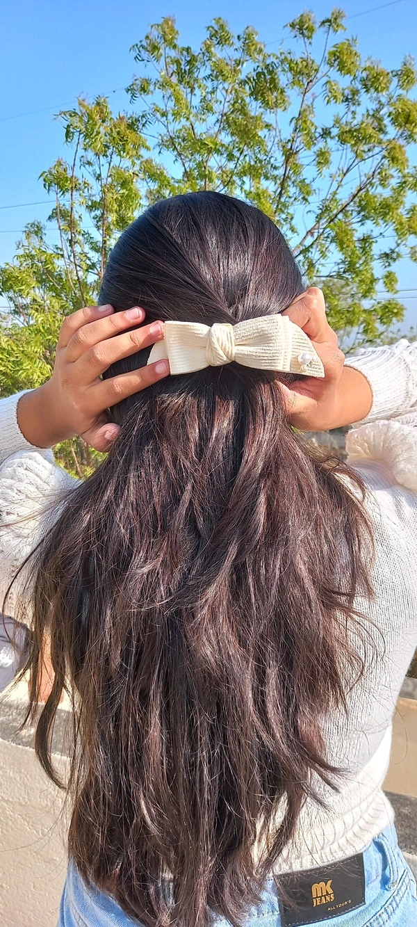 CORDUROY LOVE FISH TAIL BOW - CREAM