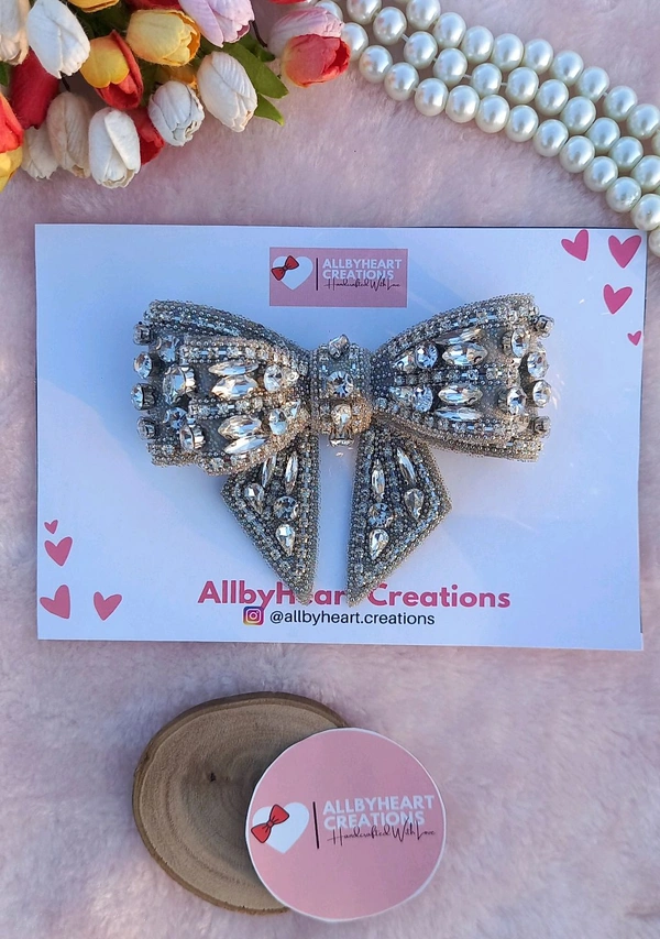 VENUS : LUXE CRYSTAL BOWS  - SILVER