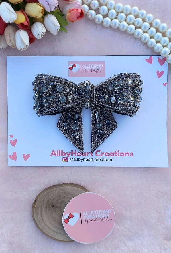 VENUS : LUXE CRYSTAL BOWS  - GRAY