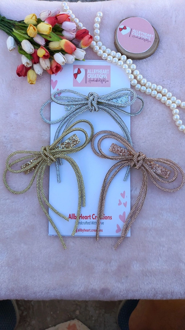 SPARKLE & SHINE BOW  - GOLDEN
