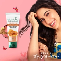 Biotique Honey Gel Soothe & Nourish Foaming Face wash  100ml | Gentle Cleansing Face Wash | Honey and Turmeric Cleanse | Non-Drying Face Wash | 100% Botanical Extracts | for All Skin Types |