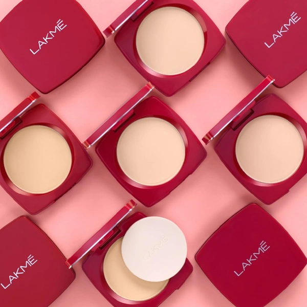 Lakme Forever Matte Compact Powder Natural Beige 9g | Smooth Matte Finish | 12 Hour Oil Control, Even Tone | Lightweight Daily Wear for All Skin Types