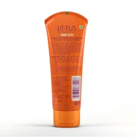 Lotus Herbals Safe Sun 3 in 1 Matte-Look Daily Sunscreen PA+++, UVA&UVB, SPF 40, 100 gm