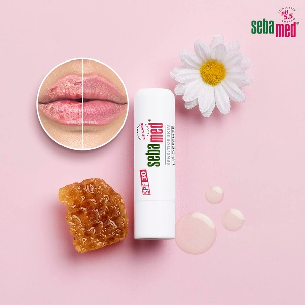 Seba Med SebaMed Lip Defense Lip Balm SPF 30 with Vitamin E 4.8g| Heals & Protects Dry, Chapped Lips | With Jojoba Oil & Chamomile | Unisex | Clinically Tested