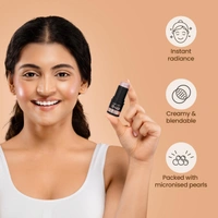 Swiss Beauty High Light It-Up Highlighter � 8g | With Vitamin E & Jojoba Complex | Long-Lasting | Instant Radiance | Creamy & Blendable | Highlighter for daily use | Flawless skin | Twist-Up Format | Shade- Golden