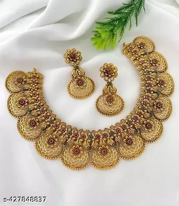 jewellery,choker,necklace,jewellery set,indian wedding jewellery set,Maangalyam/Murukku,south,indian,maharastrian,highquality set for women girls