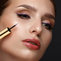 LAKME Lakmē Glitterati Collection Shine Eyeliner