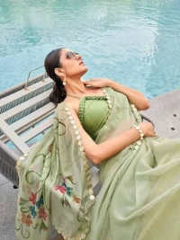	 Tikhi Imli Floral Chiffon Saree (Onesize