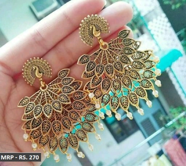 EARINGS