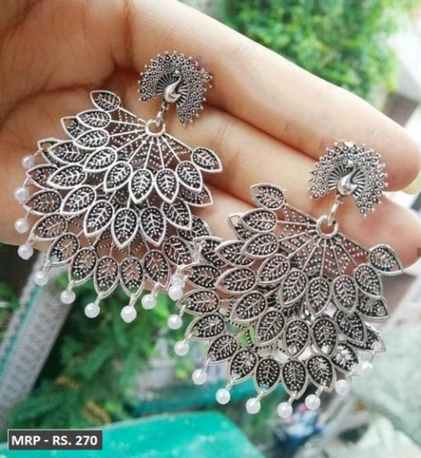 EARINGS