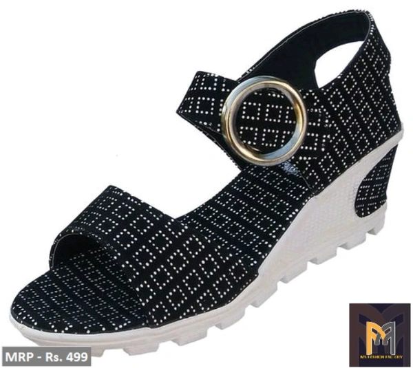 FOOTWEAR WOMEN