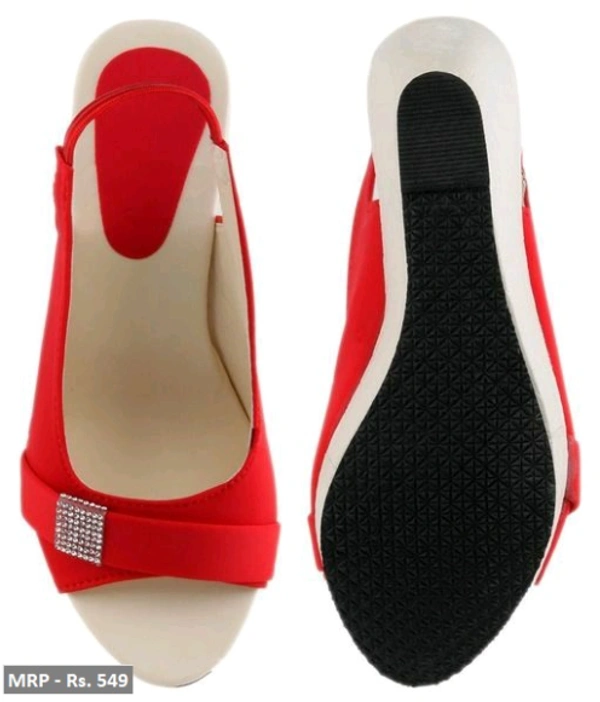 FOOTWEAR WOMEN