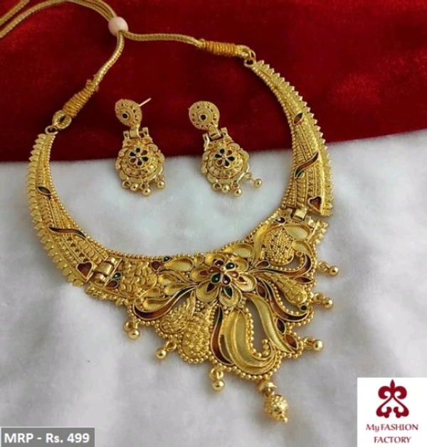 NECKLECE
