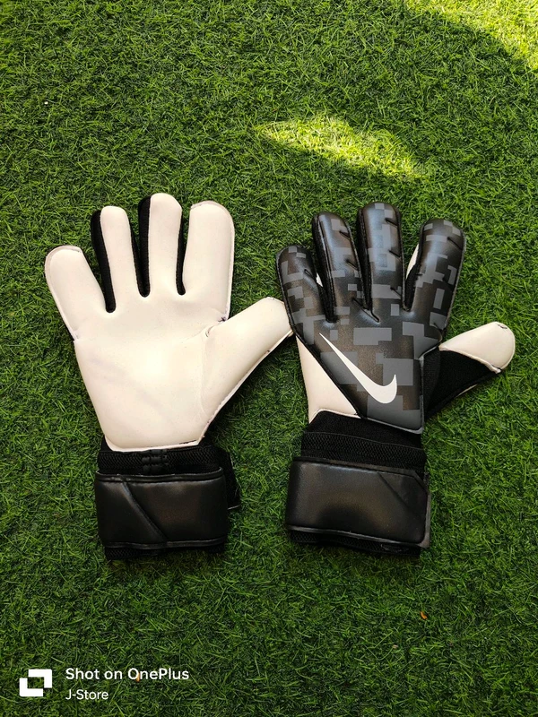 Match Gloves Black Colour - 8