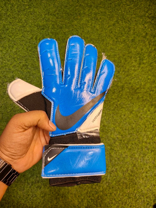 Practice Gloves Blue Color - 8