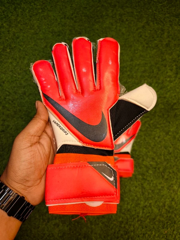 Practice Gloves Red Color - 8