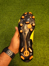 Tempo Orange And Black Colour - 7.5