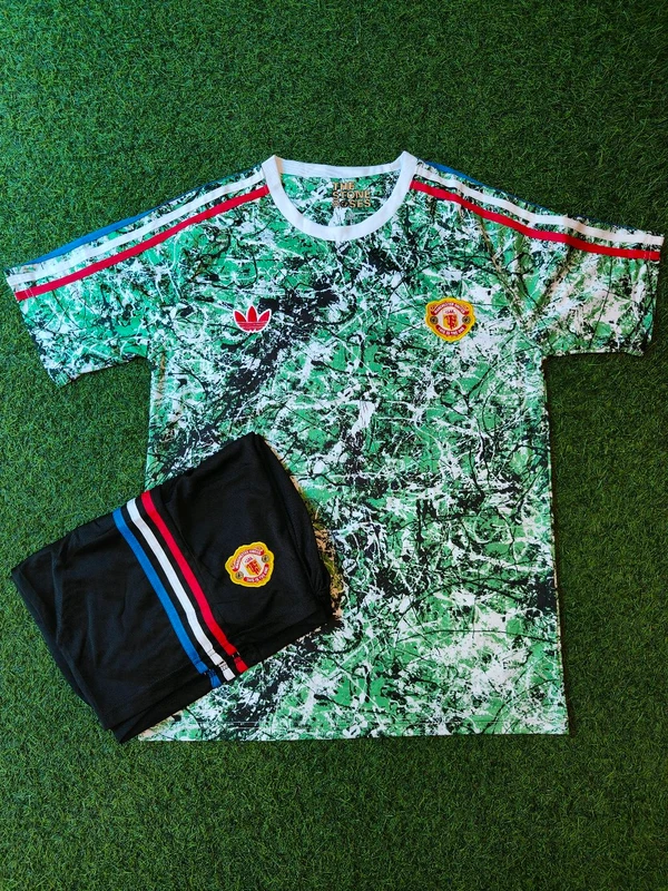 Manchester United Stone Roses Jersey Set - S