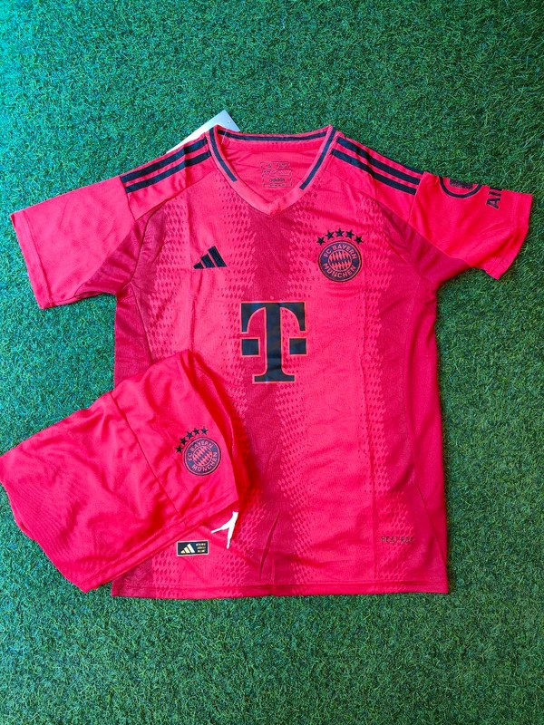 Bayern Munich Home Set 24/25 - S