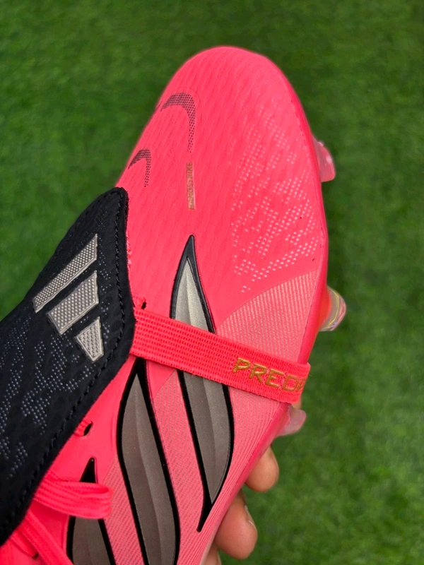 Predator Foldover Elite Next-gen Red FG With Lace - 8