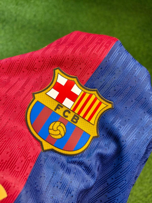 Barcelona Home Player Edition 24/25 - L