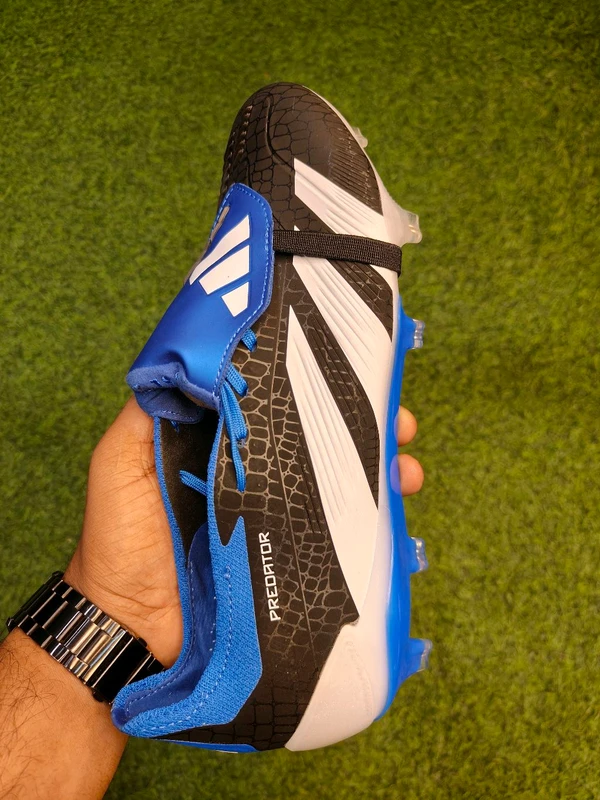 Adidas Predator Black And Blue Color Tongue  - 6